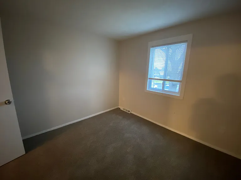 5520 Beavercrest Dr — Photo 31
