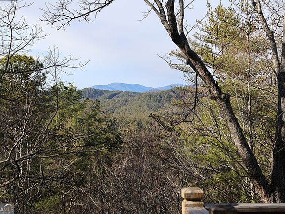 2nd image of 505 Long Mountain Dr