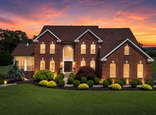 3 Surrey Way, Pittstown, NJ 08867