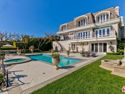 2327 Weybridge Ln, Los Angeles, CA, 90077