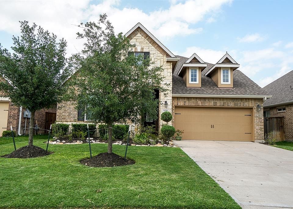 1st image of 24338 Piazza Dr