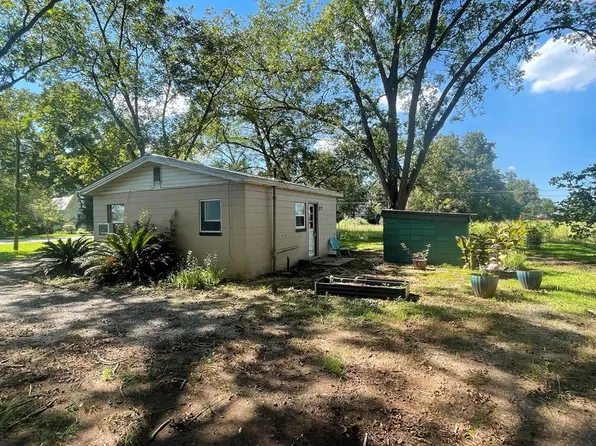 309 S Bond St, Plains, GA 31780