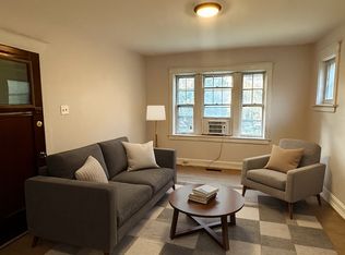 3919 Potomac St APT 1W, Saint Louis, MO 63116