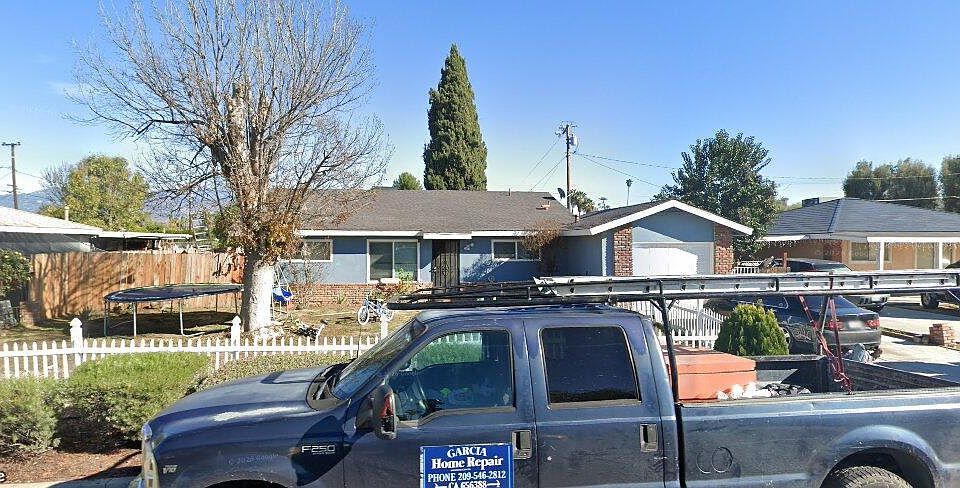 1st image of 26460 Cynthia St