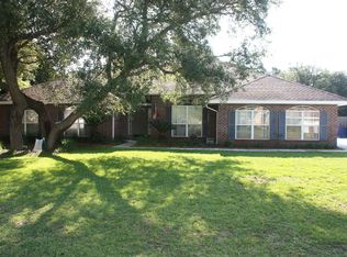 2046 Pine Ranch Dr, Navarre, FL 32566