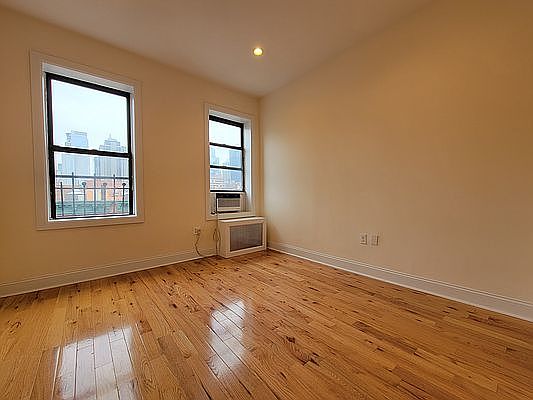 1st image of 657 10th Ave APT 18