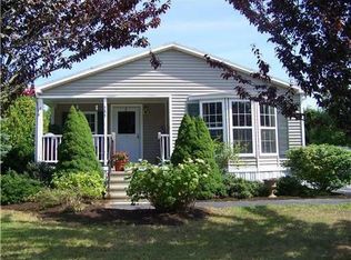 200 Little Pond Rd, South Kingstown, RI 02879