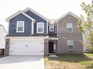 3975 Fenwick Ln, Columbus, IN 47201