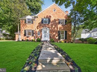 3803 Leland St, Chevy Chase, MD 20815