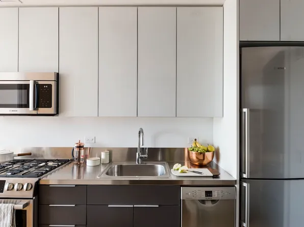 300 Ashland Place image 1 of 27