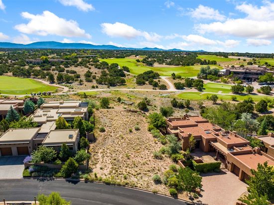 28 Plaza Del Corazon, Santa Fe, NM 87506