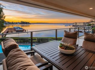 4437 Lake Washington Blvd NE APT 202, Kirkland, WA 98033