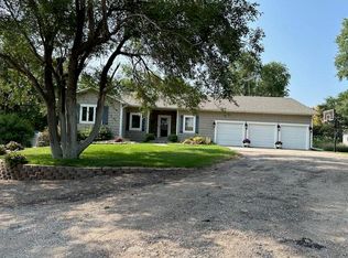 193 Hill Top Dr, Great Bend, KS 67530