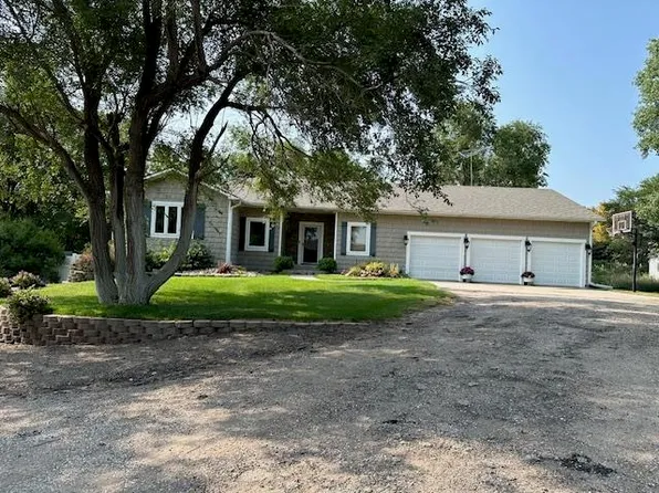 193 Hill Top Dr, Great Bend, KS 67530