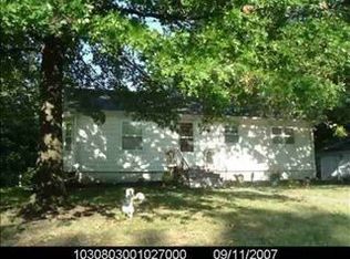 3215 NW Sosiva Ln, Topeka, KS 66617