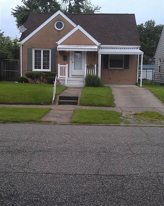 1st image of 2110 Hollywood Pl