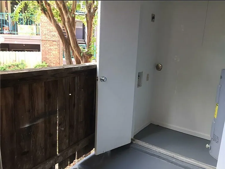 1840 Burton Dr #190 — Photo 7