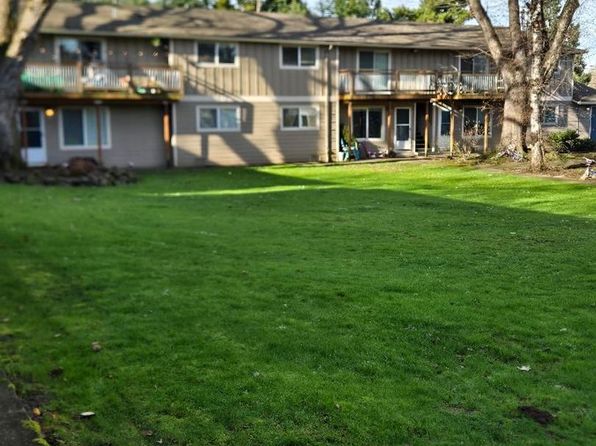 7015 SE Lake Rd APT 2