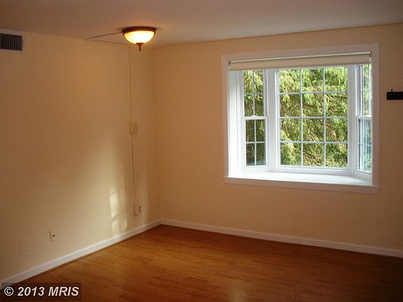 3rd image of 812 S Arlington Mill Dr #7-204