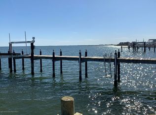 251 Heron Rd, Tuckerton, NJ 08087