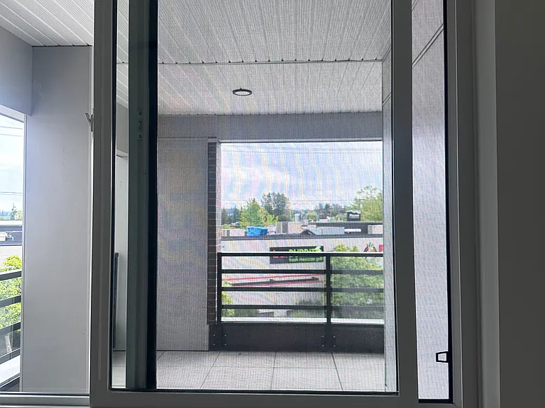20795 Fraser Hwy — Photo 18