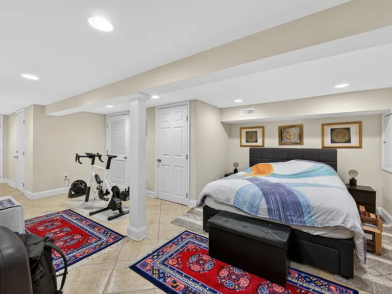316 Todd Pl NE — Photo 30