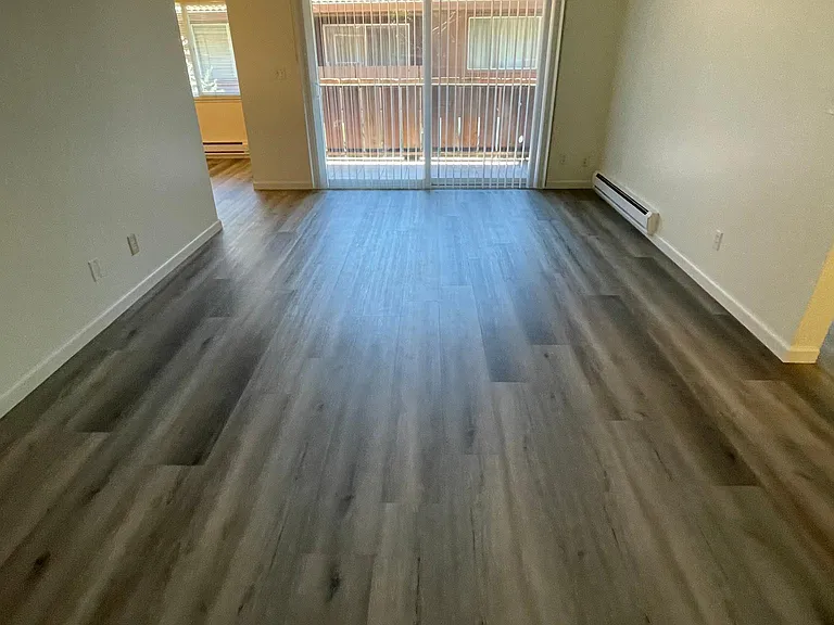 2019 W Middlefield Rd #4 — Photo 11