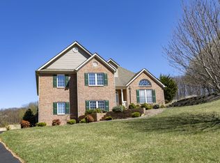 56 Fairfield Ct, Staunton, VA 24401