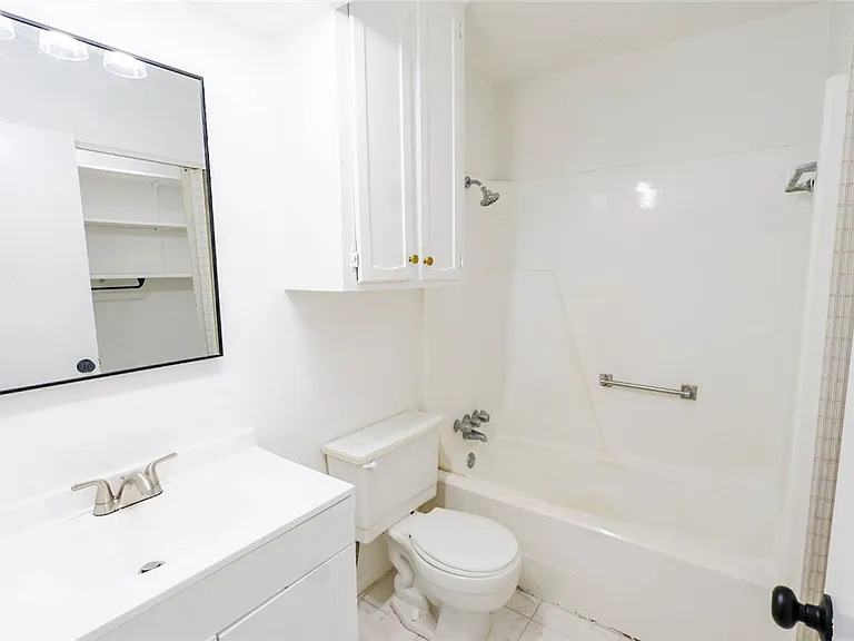 1202 Airline Dr — Photo 11