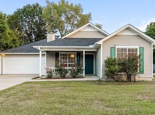 511 Laurel Woods Trl, Helena, AL 35080