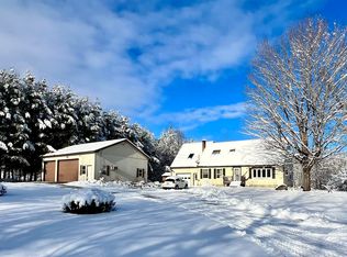 90 Knowles Rd, Belgrade, ME 04917