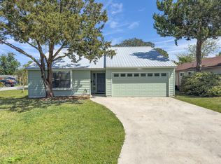 1189 N 11th St, Jacksonville Beach, FL 32250