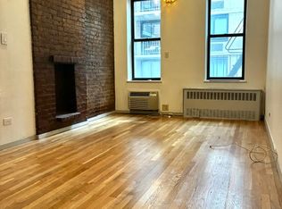 209 E 81st St #4C, New York, NY 10028