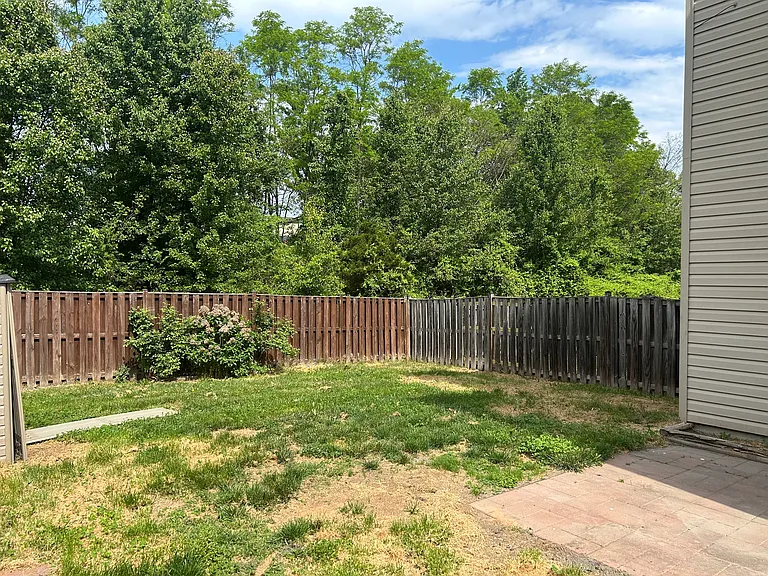 221 Woodstream Blvd — Photo 5