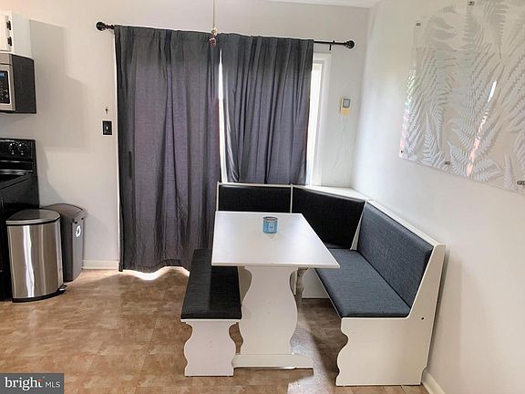5th image of 107 Grand Dr