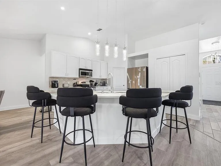 437 Grand Reserve Dr — Photo 11