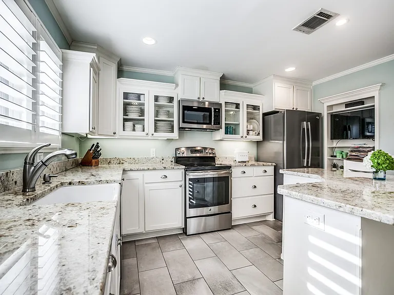 6614 Joyce Way — Photo 11