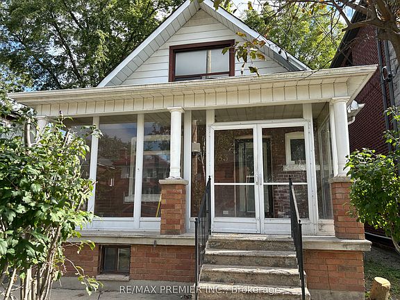2nd image of 33 Royal York Rd