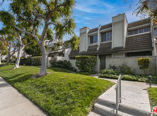 11868 Moorpark St APT D, Studio City, CA 91604