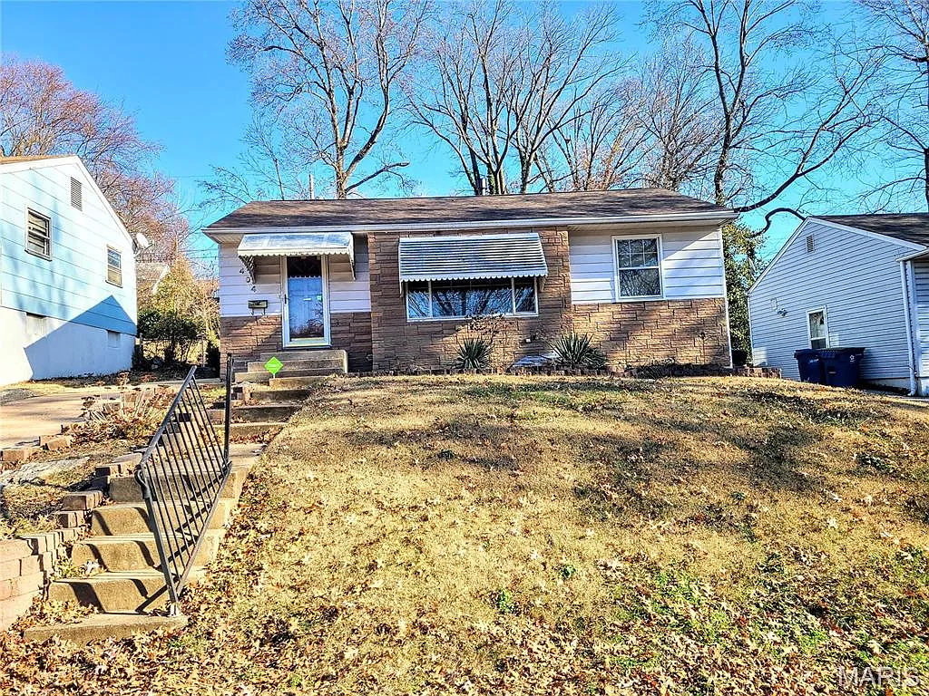 404 Ballman Ave photo 1