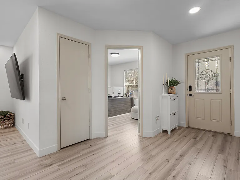 2031 Lake Trail Dr — Photo 18