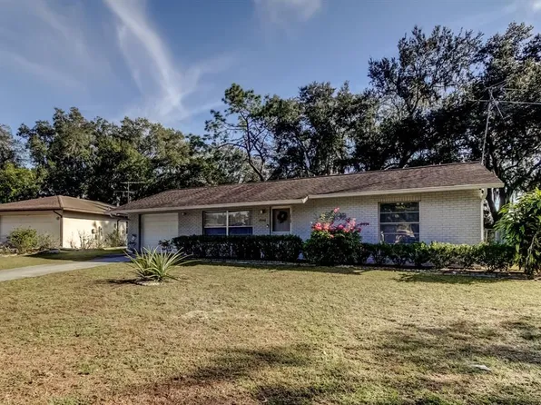 39748 Meadowood Loop, Zephyrhills, FL 33542