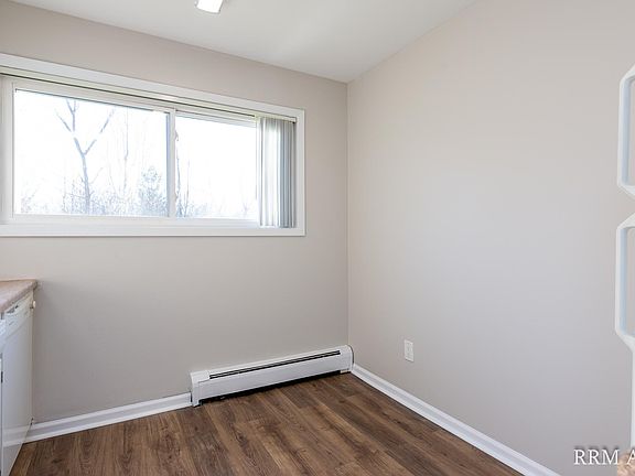 5th image of 106-2931 27th St #106