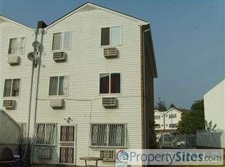 3641 Varian Ave, Bronx, NY 10466