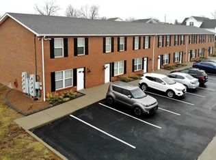 125 Bluebell Cir APT 8, Radcliff, KY 40160