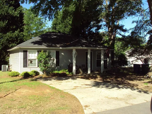 505 Sandy Ln, Greenwood, SC 29649