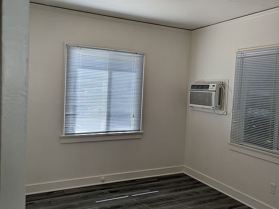 4th image of 127 S Olive Ave #6