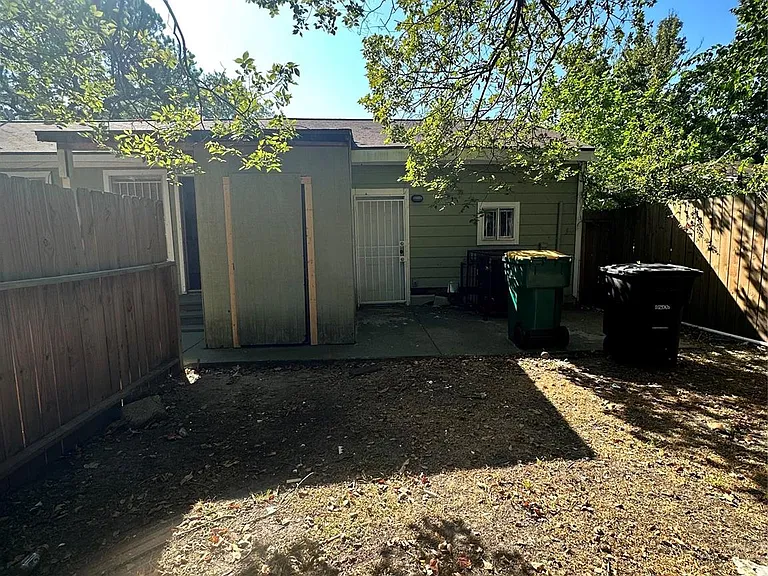 978 Ringold St #B — Photo 11