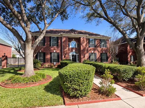 2106 Shade Crest Dr, Richmond, TX 77406