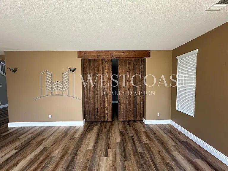 26719 Evergreen Ave — Photo 36